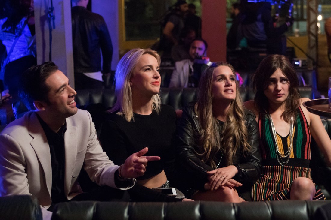 merlin_144356778_15afe15f-e7be-479e-bd31-b4b59c3d9d5c-superJumbo